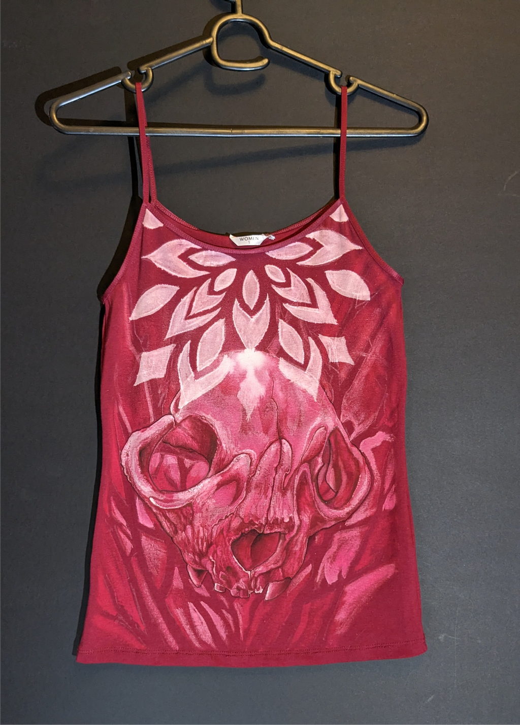 Skull/mandala ladies bleach tee