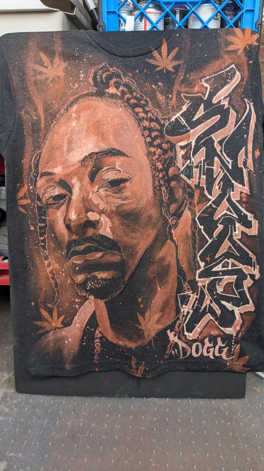 Snoop Dogg graffiti bleach tee