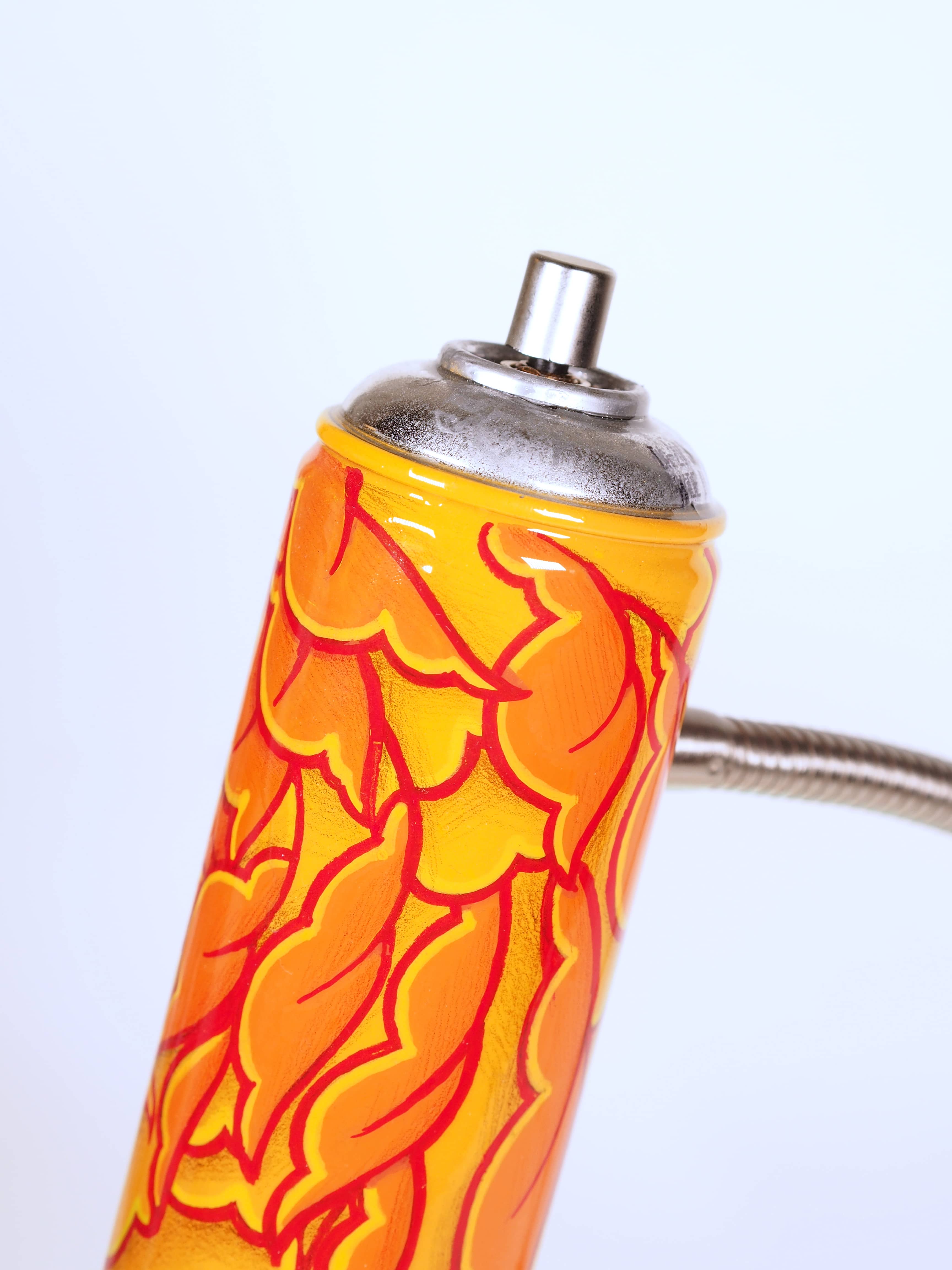Horus x SpyOne Peony Desklamp